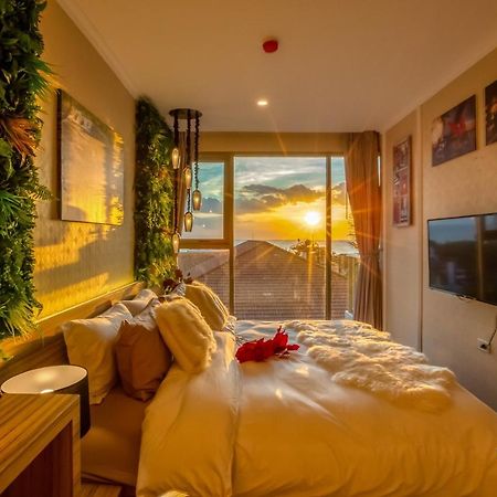 Riviera Jomtien By Daisy Pattaya 2 Apartment Exterior photo