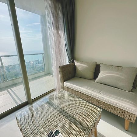 Riviera Jomtien By Daisy Pattaya 2 Apartment Exterior photo