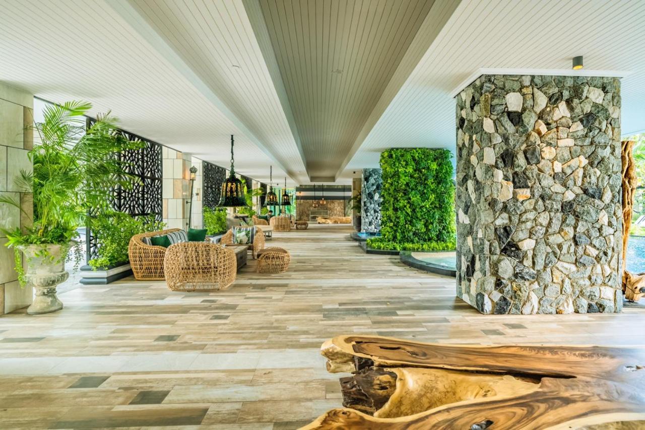Riviera Jomtien By Daisy Pattaya 2 Apartment Exterior photo