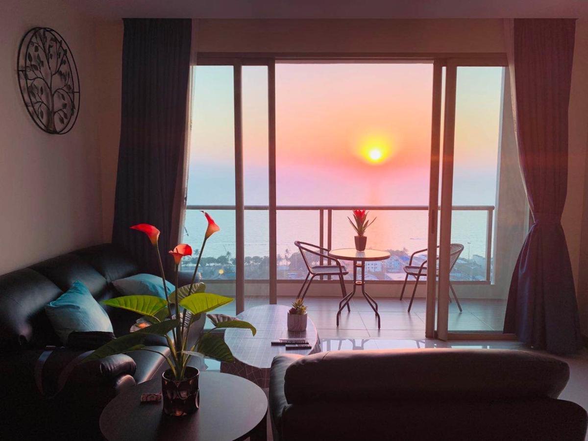 Riviera Jomtien By Daisy Pattaya 2 Apartment Exterior photo