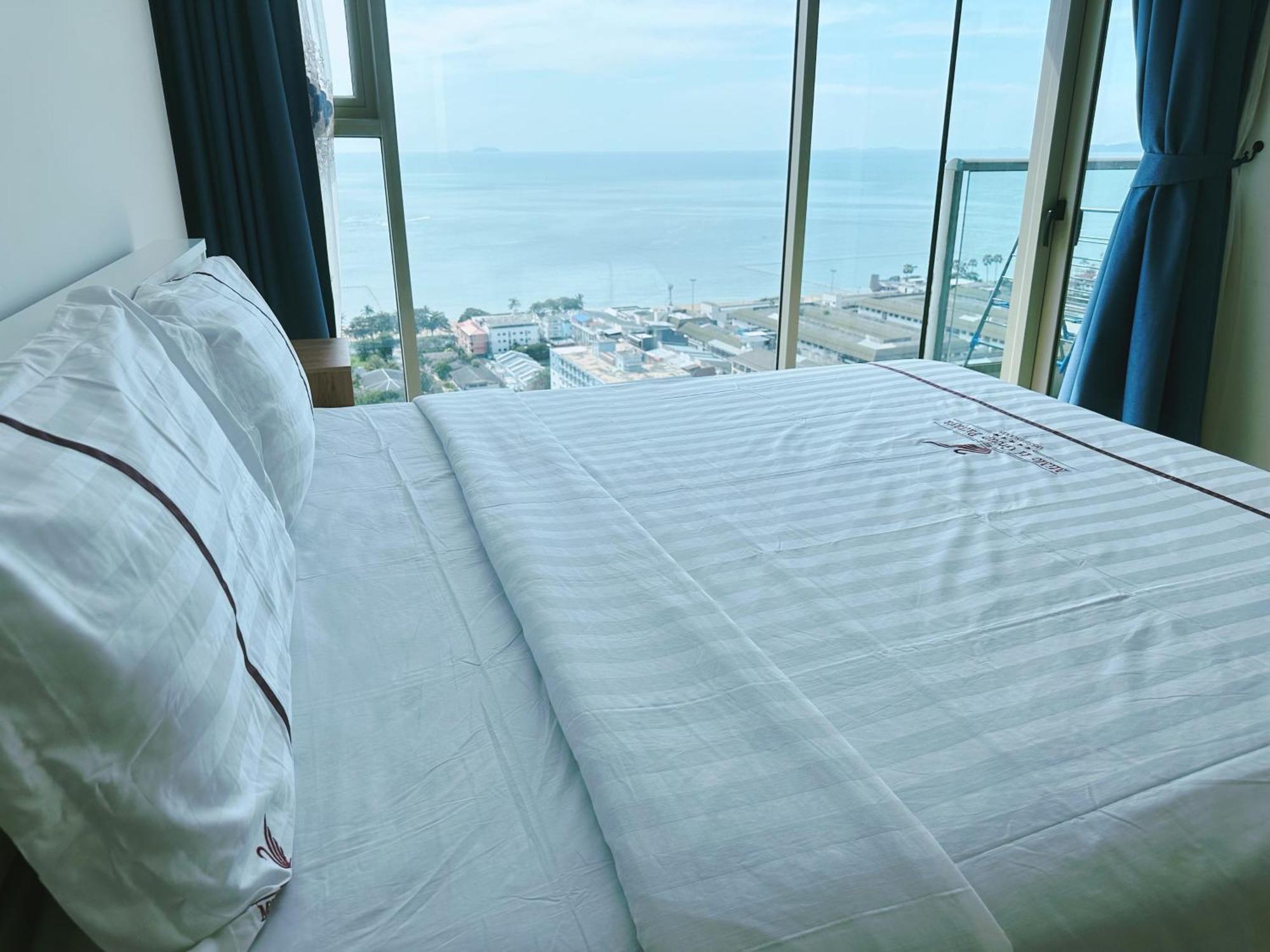 Riviera Jomtien By Daisy Pattaya 2 Apartment Exterior photo